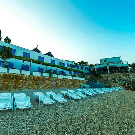 Triple Drasnice 3329c Podgora (Split-Dalmatia)